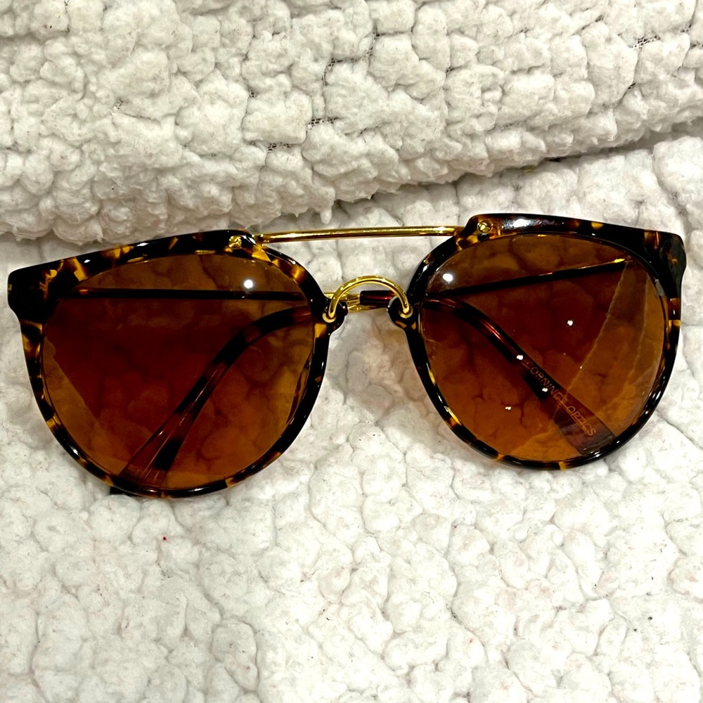 Serengeti Vintage CORNING OPTICS Drivers lens men’s sunglasses.